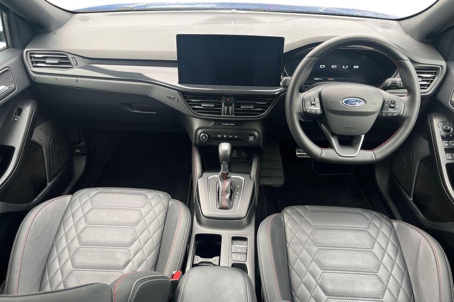 Ford FOCUS Photo autoimg-c5678a5acc54821d1b9373b9bfe787c25058cdd9.jpg