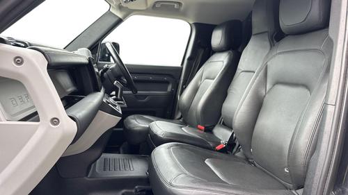 Land Rover Defender Photo autoimg-c56d896281ac67937550bdb1eb0a63fd4fac9761.jpg