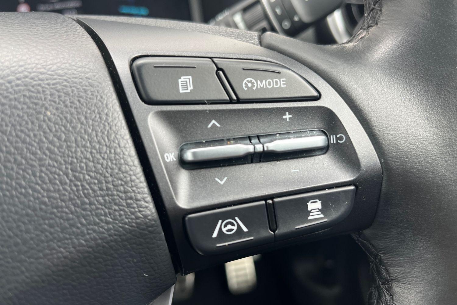 Hyundai KONA Photo 24
