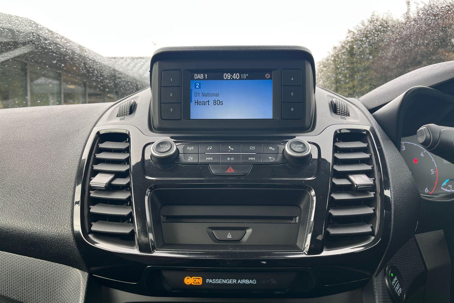 Ford TOURNEO CONNECT Photo 30