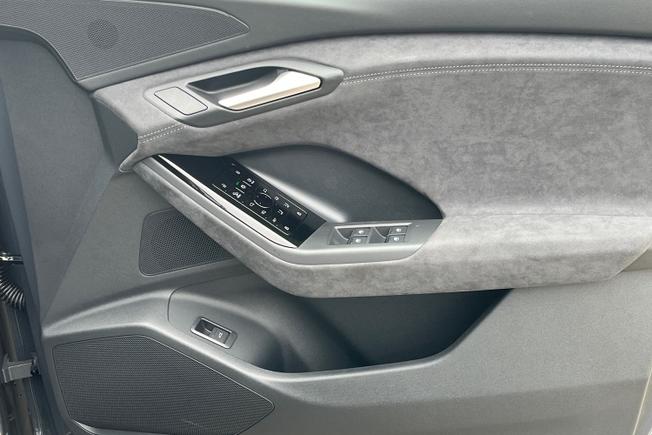 Audi Q6 Photo 40