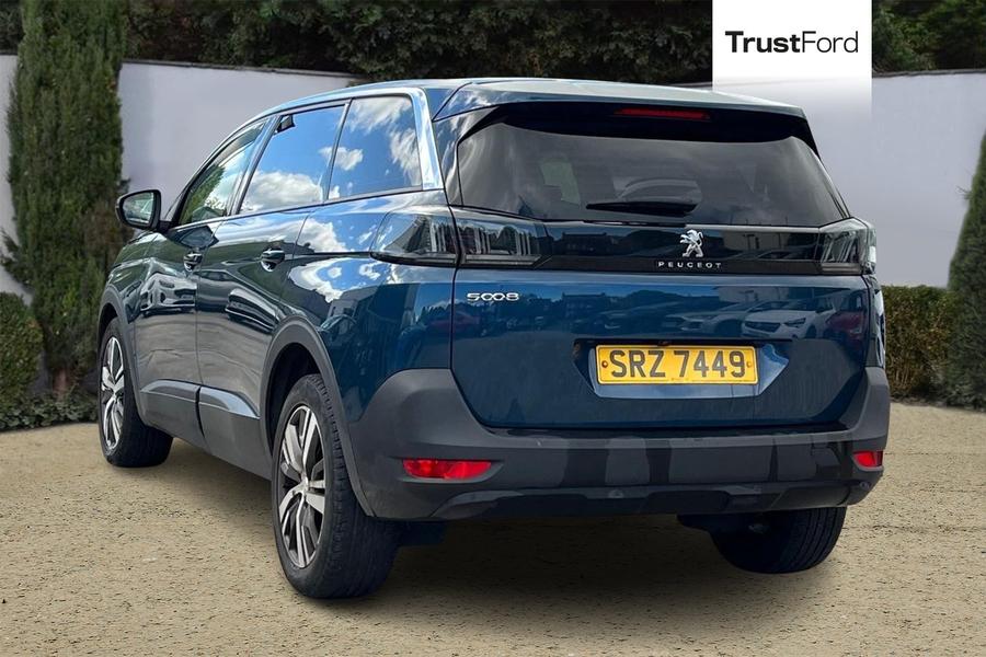 Peugeot 5008 Photo autoimg-c5723ebb9c8fa08b0de18760796f5d19bc5a8c89.jpg
