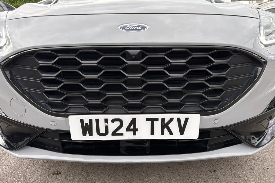 Ford KUGA Photo autoimg-c57302bd2abce41e8914222a1b21477f6ce0b974.jpg