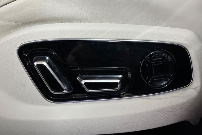 Audi A8 Photo 24