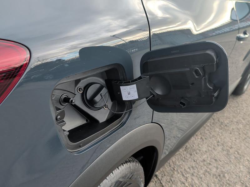 Used Renault Captur NG23FWL 31