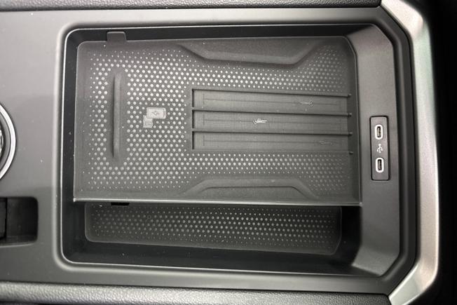 VOLKSWAGEN T-Roc Photo 27