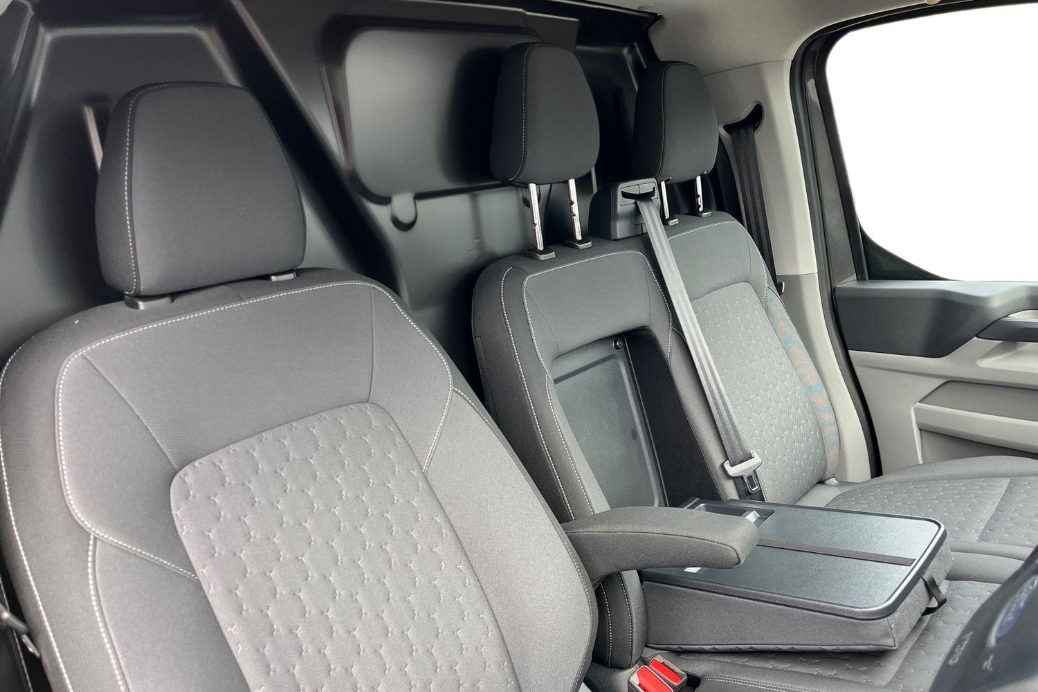 Ford TRANSIT CUSTOM Photo 10