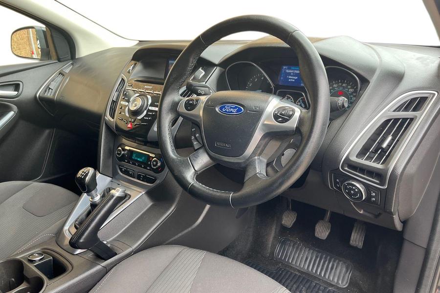 Ford Focus Photo autoimg-c5872283d8f8611c60de93ac7ef87ba822b5bce4.jpg