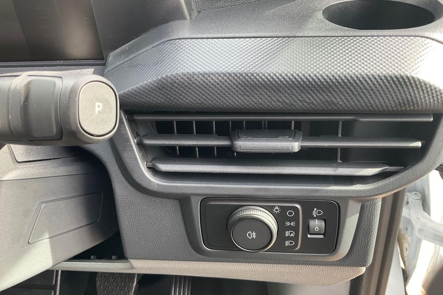 Ford E-Transit Custom Photo autoimg-c587c44fcc1f721240a2dca0b134868d544c4919.jpg