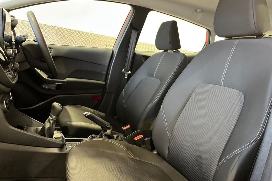 Ford FIESTA Photo autoimg-c58853db8e3c2dc1edf4a89443328069d67858d2.jpg