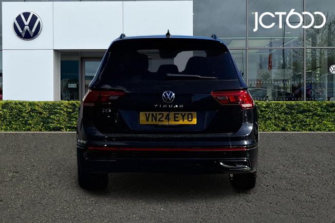 VOLKSWAGEN Tiguan Photo 7