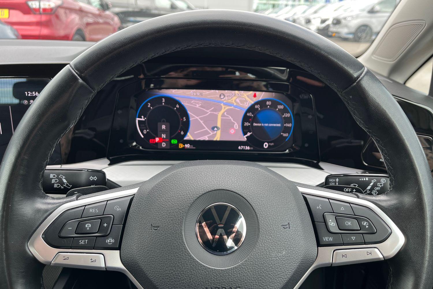 Volkswagen Golf Photo 11