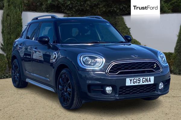 Used MINI COUNTRYMAN YG19GNA