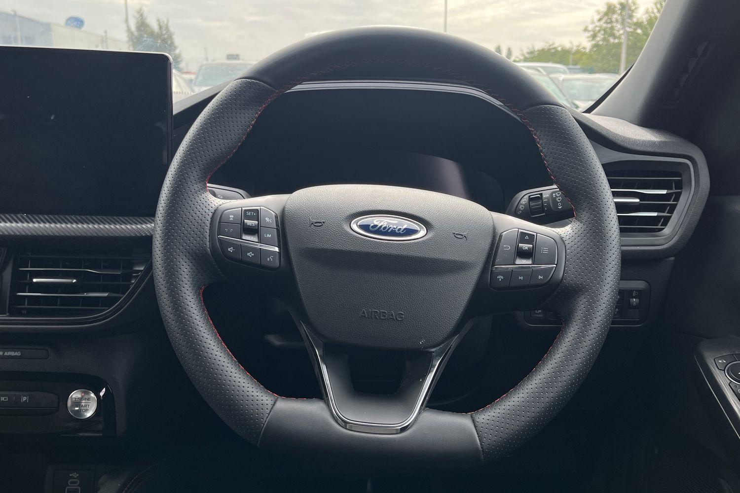 Ford KUGA Photo 11