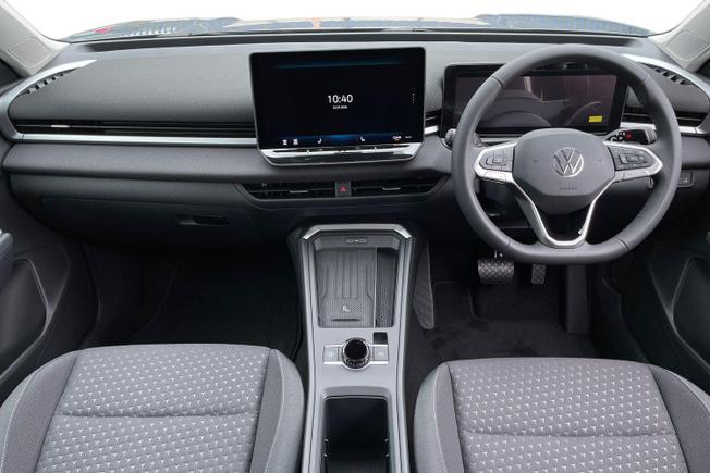 VOLKSWAGEN T-Roc Photo 10