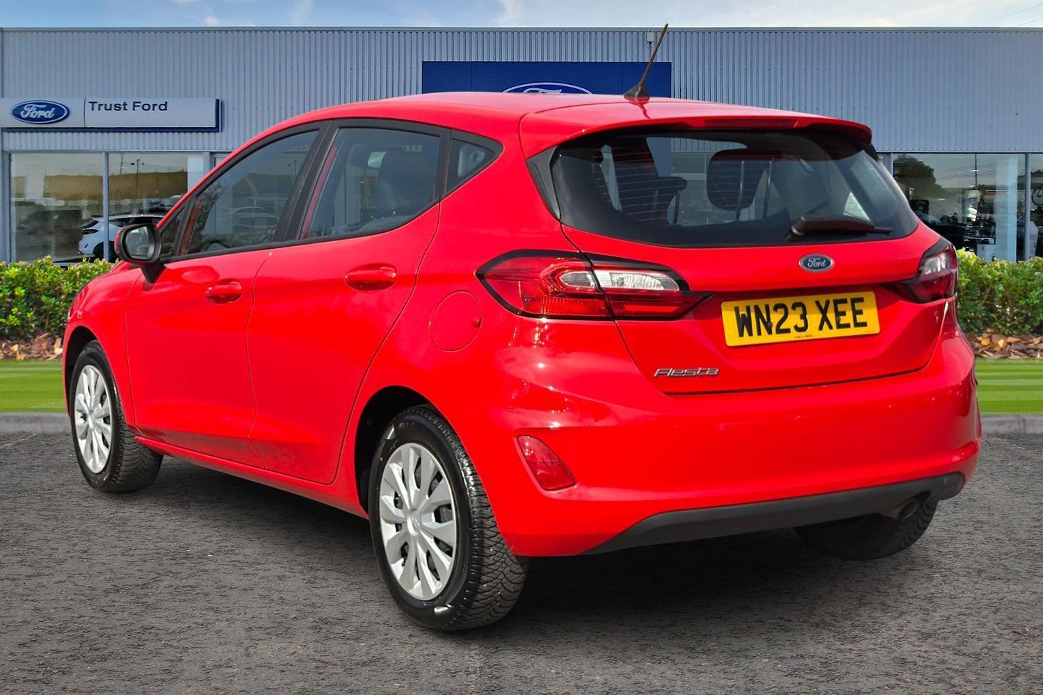 Ford FIESTA Photo 1