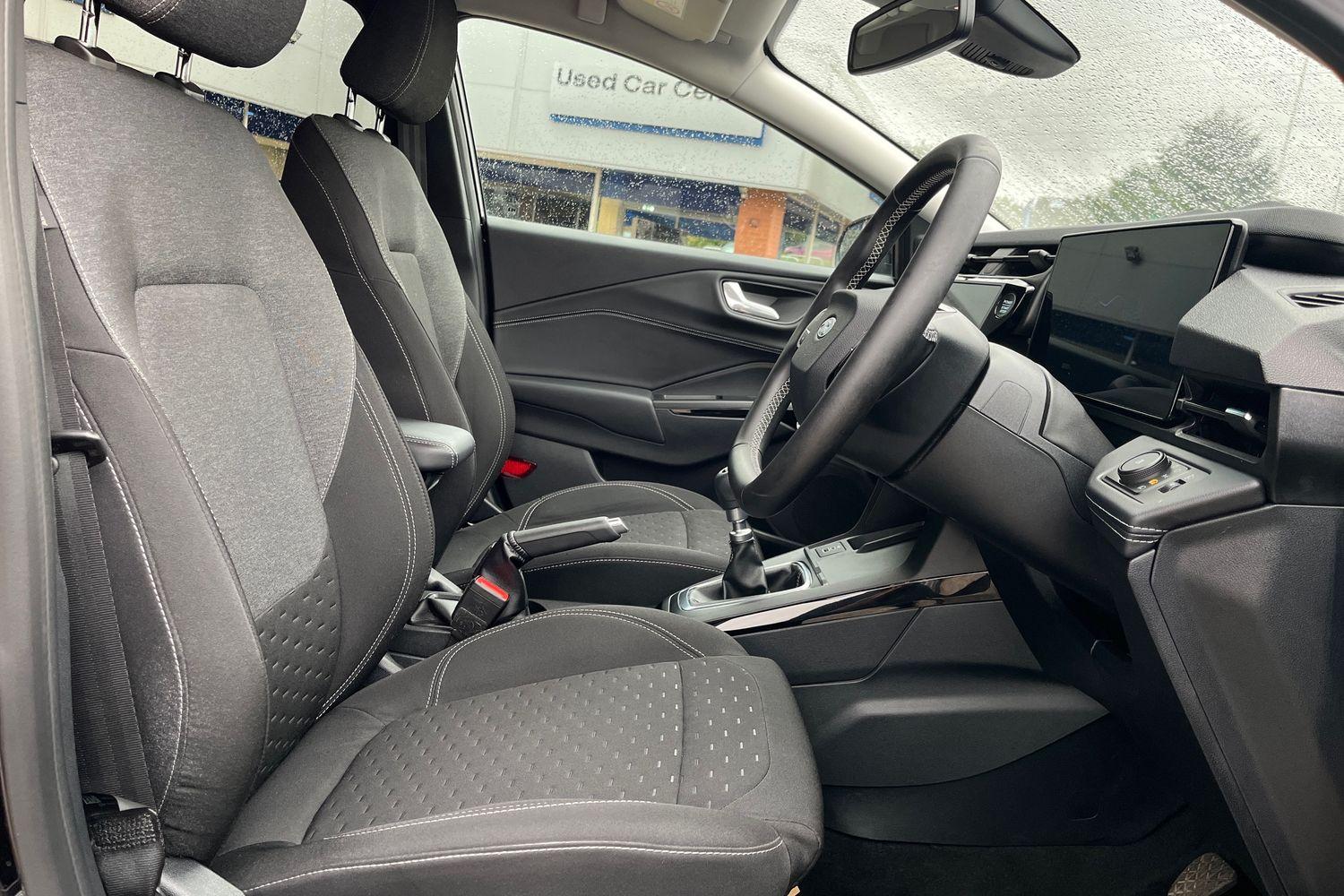 Ford Puma Photo 16