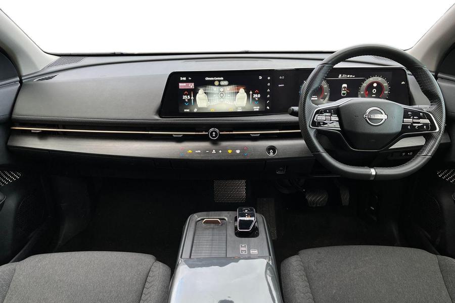 Nissan Ariya Photo autoimg-c5982552ff923ac15bd5c2b33bfe316fed5194df.jpg