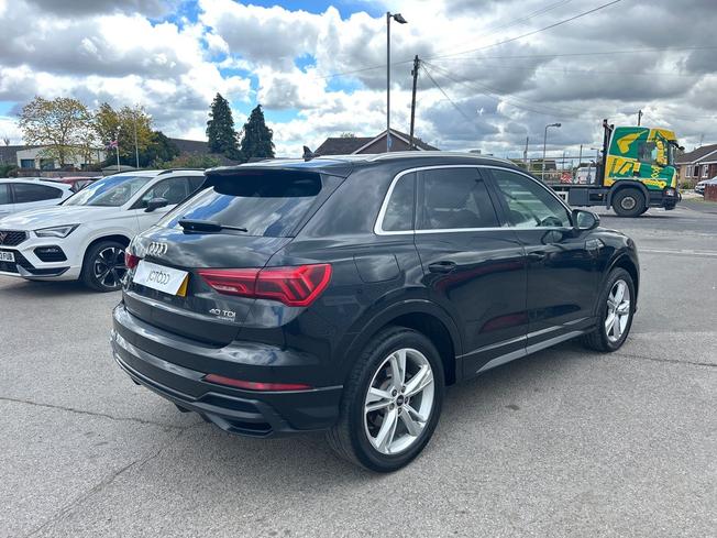 Audi Q3 Photo 24
