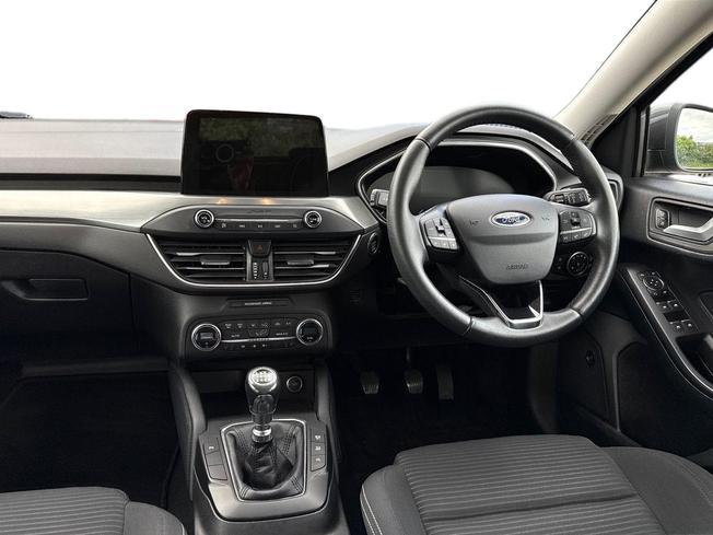 FORD Focus Photo 11
