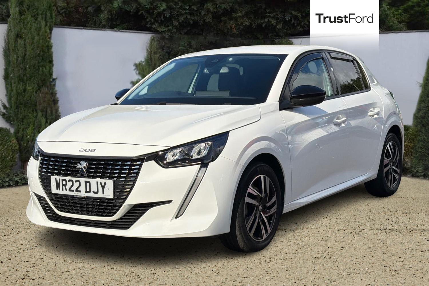 Peugeot 208 Photo 4