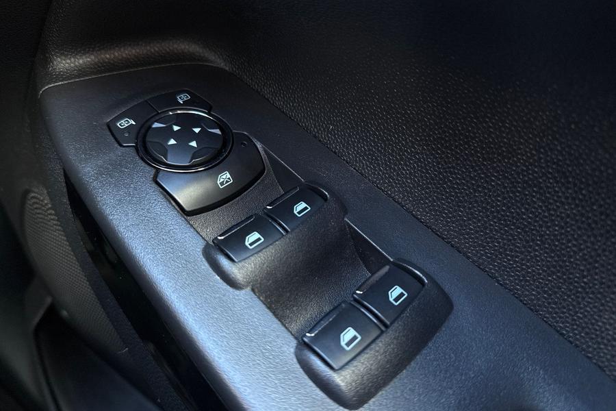 Ford EcoSport Photo autoimg-c5a6dadcfb8a6c0b8bbcf5d15cb1efa97bdd3a45.jpg