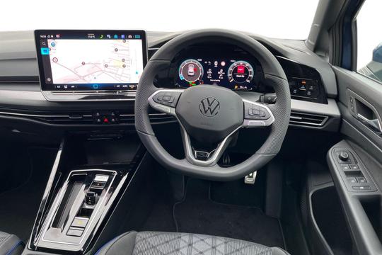 Volkswagen Golf Photo autoimg-c5a76baf825990eebf5f1197c83f9a33e747e15b.jpg
