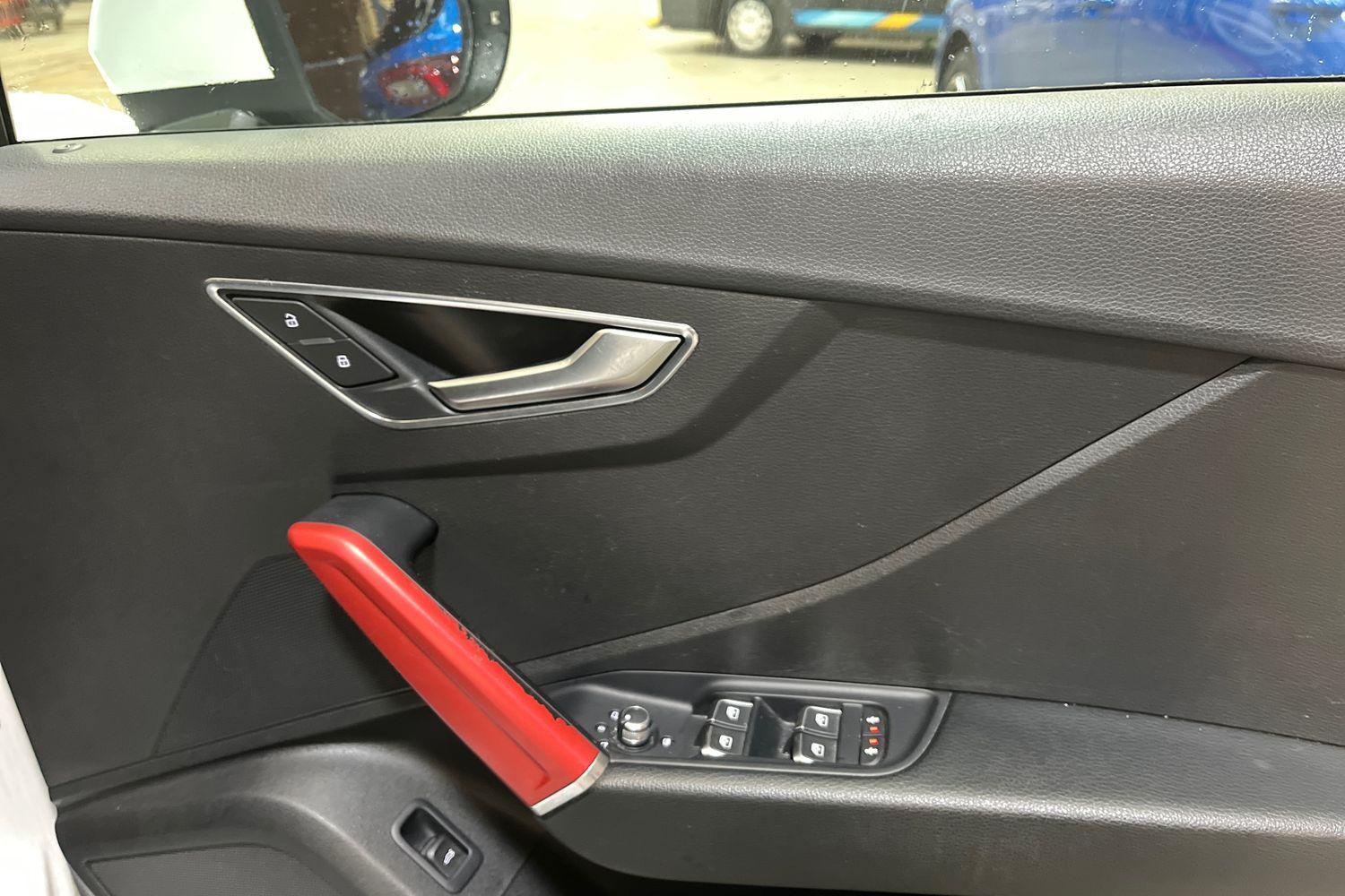 Audi Q2 Photo 23