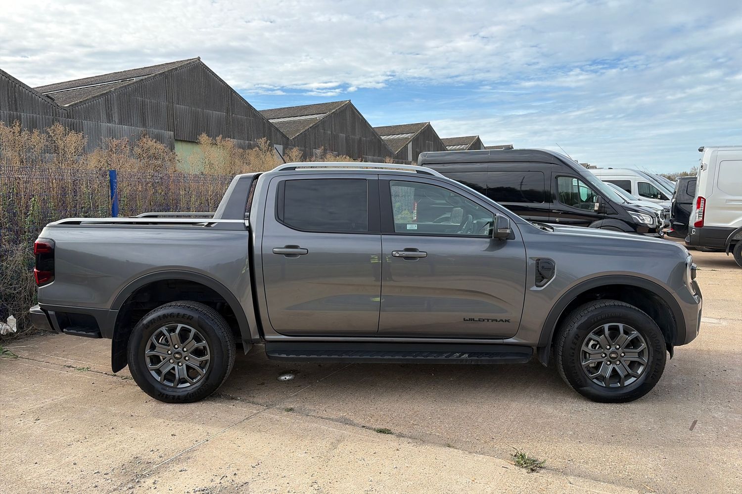 Ford RANGER Photo 21