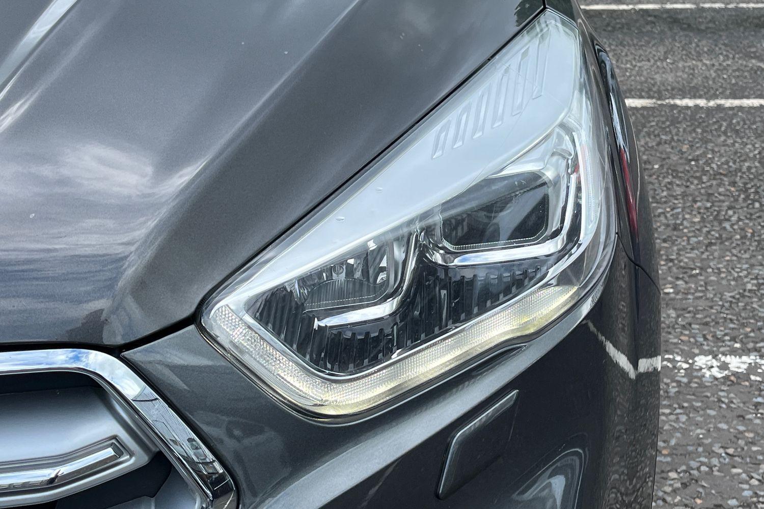 Ford KUGA Photo 21