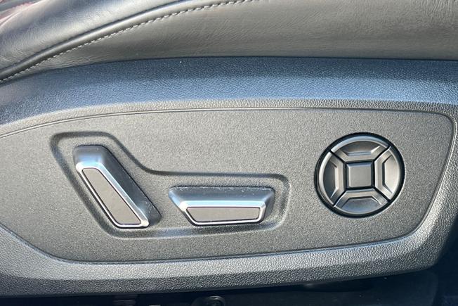 AUDI Rs6 Avant Photo 26