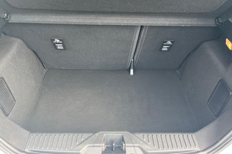 Ford FIESTA Photo autoimg-c5bcfa7a634de65fdeeb13e026d9c6b800e557b7.jpg
