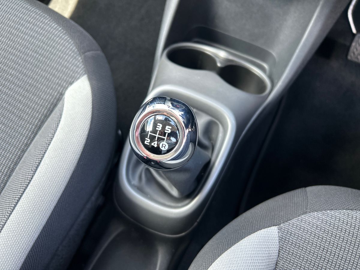Toyota AYGO Photo 12