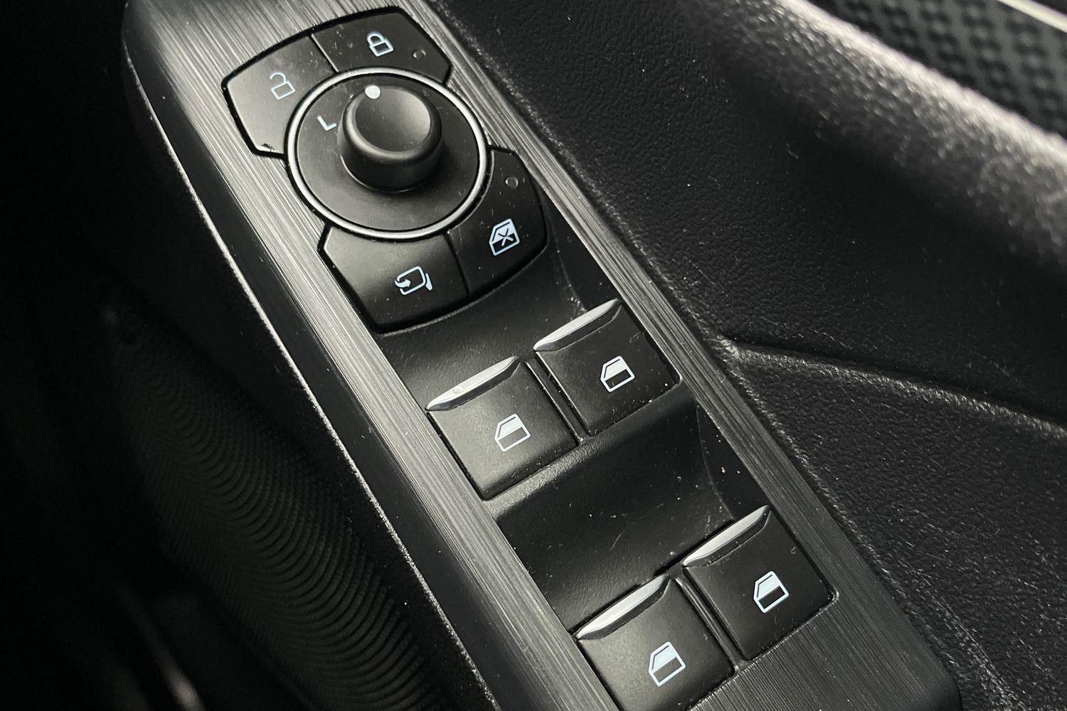 Ford Kuga Photo 15