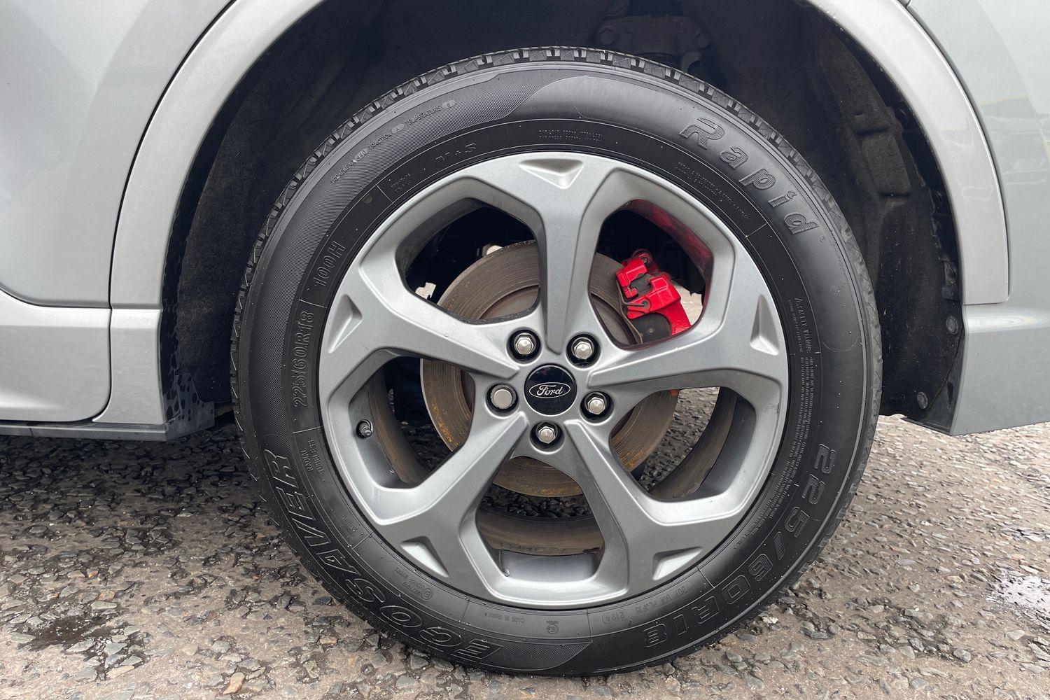 Ford KUGA Photo 7