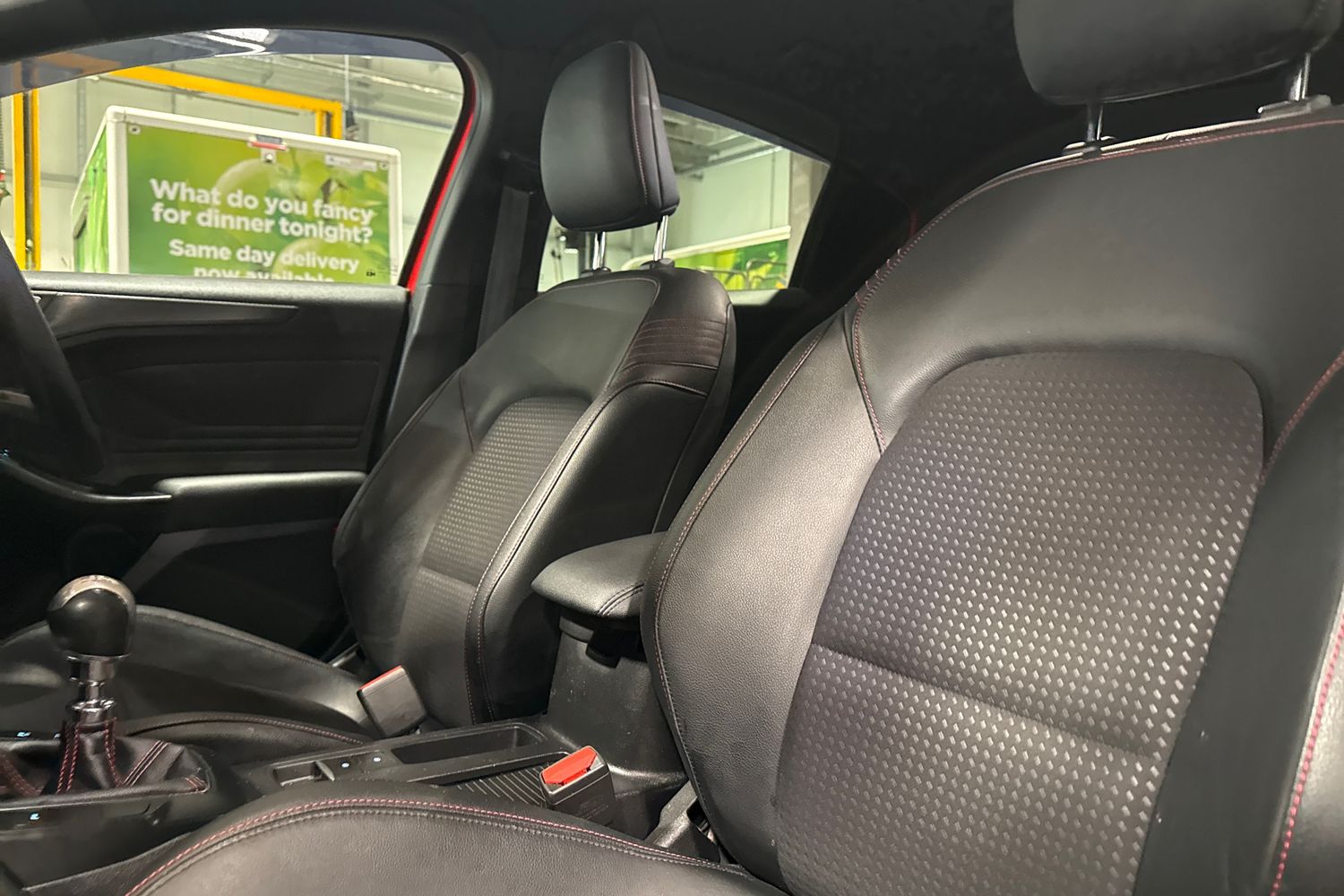 Ford Focus Photo 18