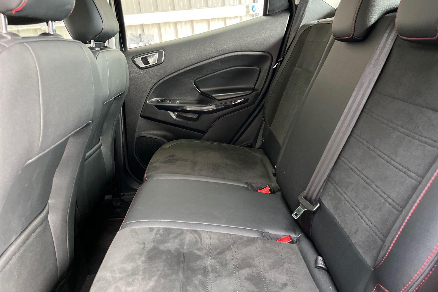 Ford ECOSPORT Photo 19