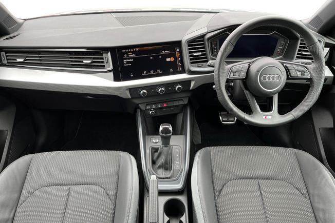 Audi A1 Photo 10