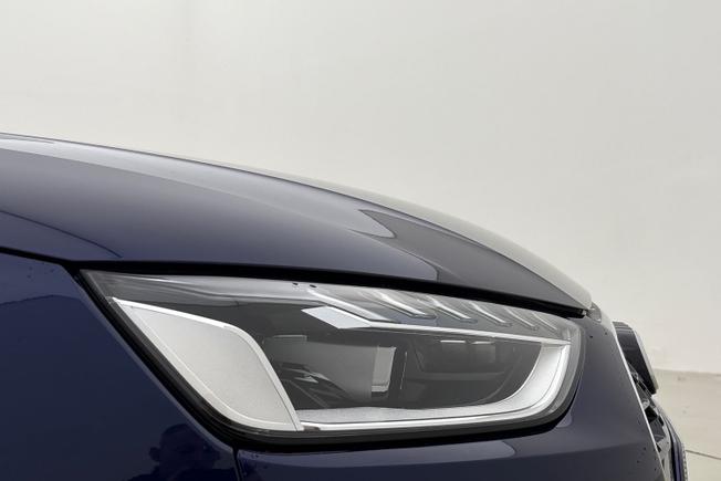 AUDI A4 Photo 19