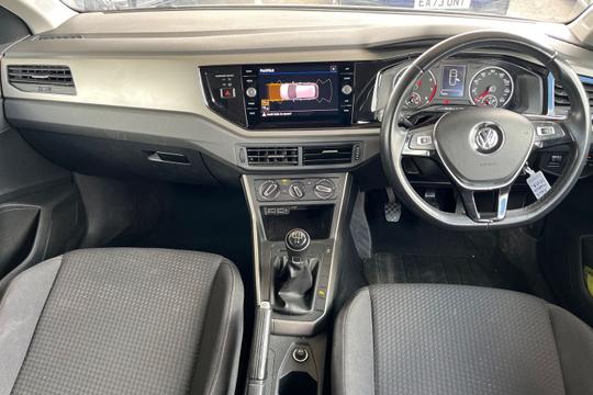 Volkswagen Polo Photo autoimg-c5cf41f4cfa19053bfc954a7395ddac82e5e1904.jpg