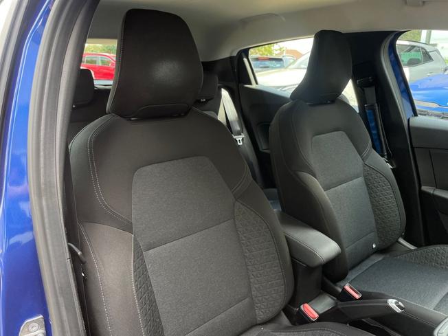 RENAULT Clio Photo 26