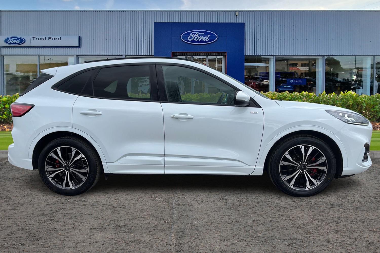 Ford Kuga Photo 2