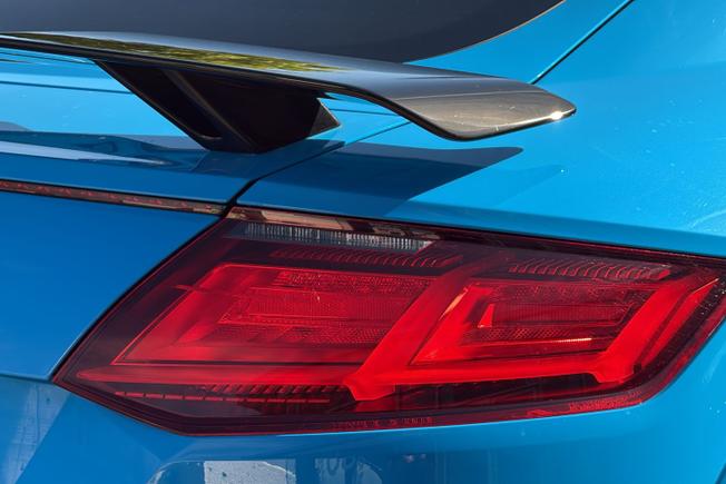 AUDI TT Photo 18