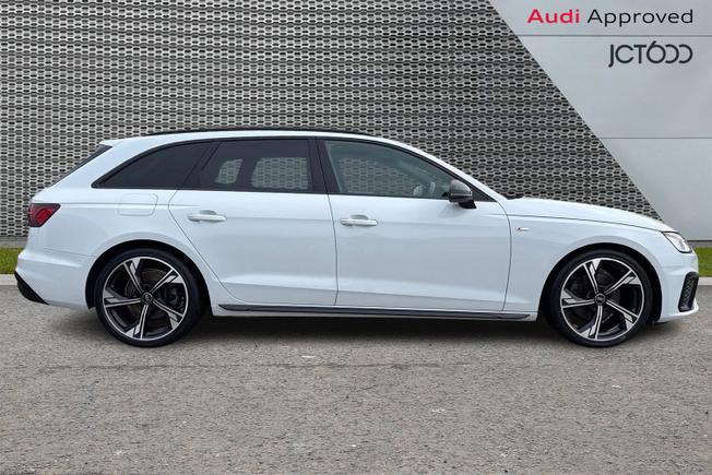 AUDI A4 Avant Photo 4