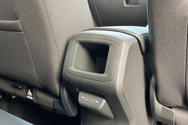 VOLKSWAGEN T-Cross Photo 27