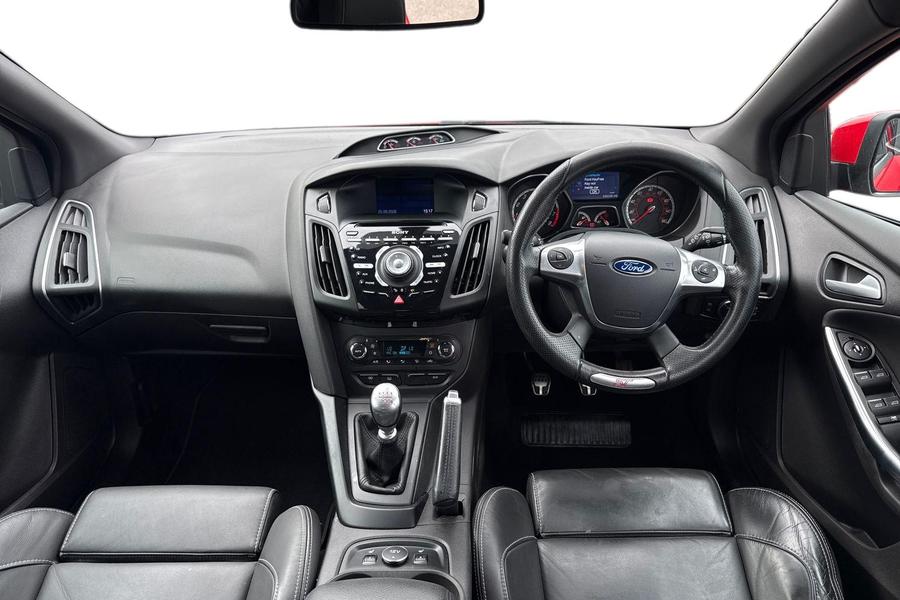 Ford FOCUS Photo autoimg-c5dd1e3cbaac9e2426706b808f9e582073a99387.jpg