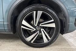 VOLKSWAGEN T-Roc Photo 5