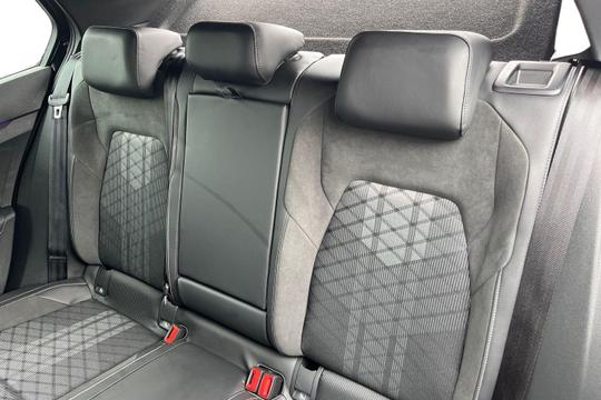 Volkswagen Golf Photo autoimg-c5e70d097d96285765d6e2f6e3b16c7e84fec500.jpg