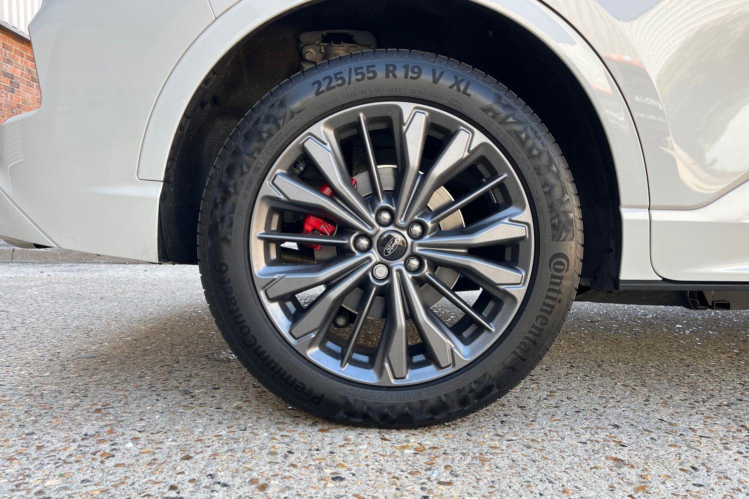 Ford KUGA Photo 7