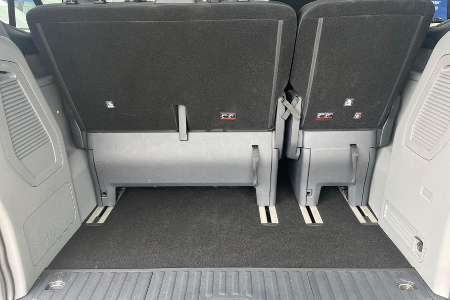 Used Ford TOURNEO CUSTOM YM25OMJ 4